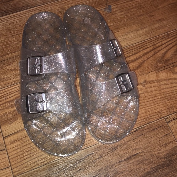 Shoes - Picture 1 of 3